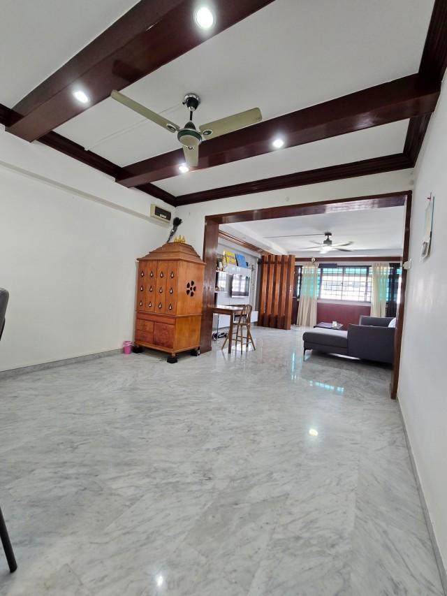 486B Tampines Avenue 9 HDB Apartment For Sale, $808,0002 Bath 1,335 sqft $605.00 psf