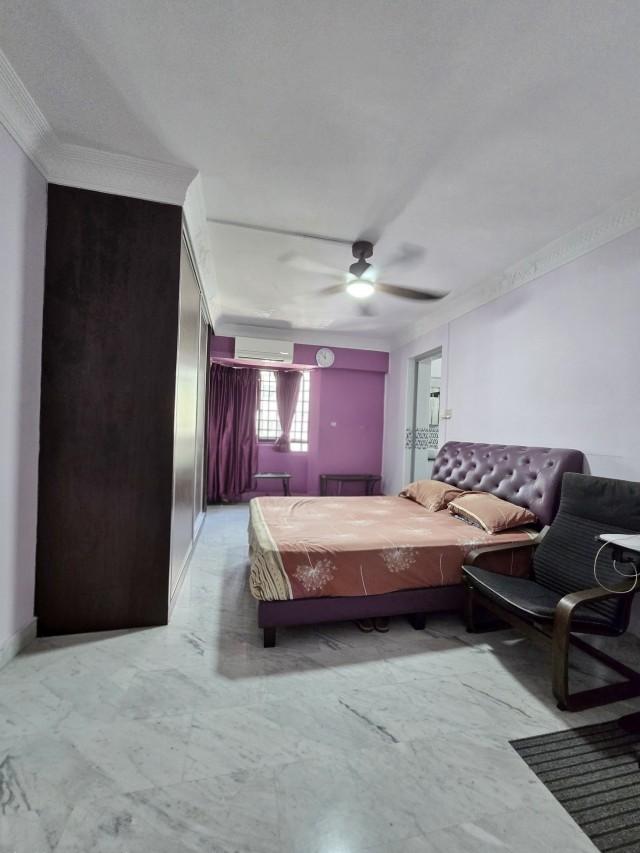 486B Tampines Avenue 9 HDB Apartment For Sale, $808,0002 Bath 1,335 sqft $605.00 psf