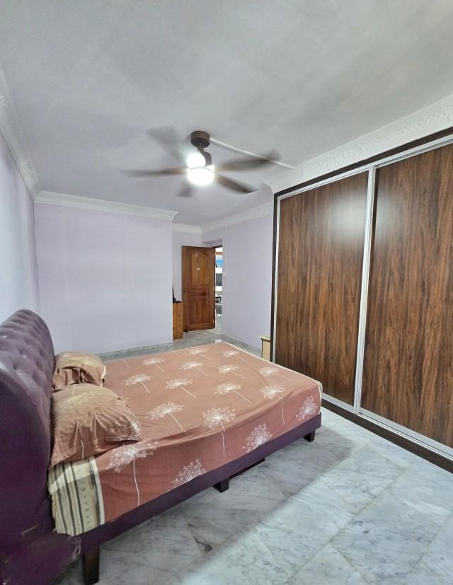 486B Tampines Avenue 9 HDB Apartment For Sale, $808,0002 Bath 1,335 sqft $605.00 psf