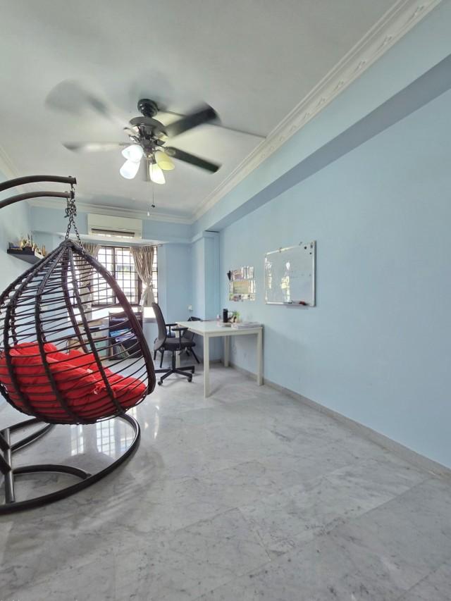 486B Tampines Avenue 9 HDB Apartment For Sale, $808,0002 Bath 1,335 sqft $605.00 psf