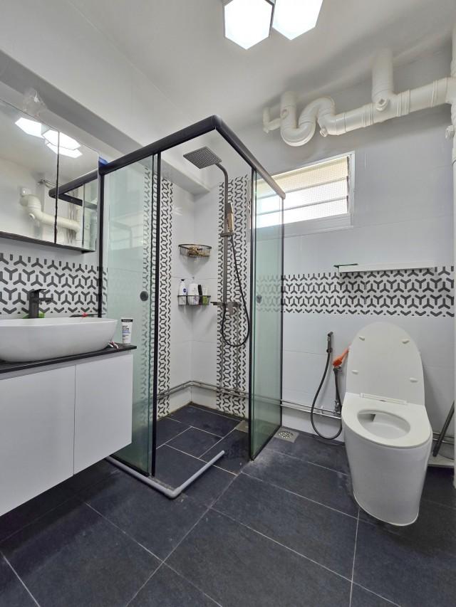 486B Tampines Avenue 9 HDB Apartment For Sale, $808,0002 Bath 1,335 sqft $605.00 psf