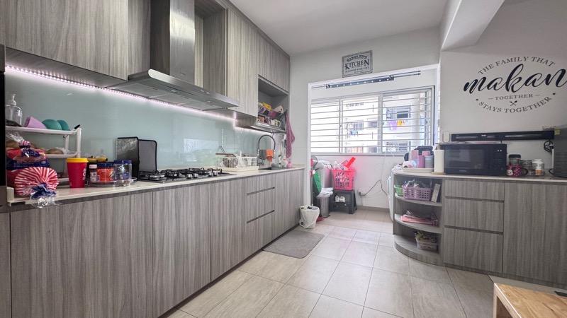 875B TAMPINES STREET 86 HDB Apartment For Sale, $899,000, 4 Bed 3 Bath 1,280 sqft $702.00 psf