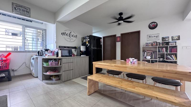 875B TAMPINES STREET 86 HDB Apartment For Sale, $899,000, 4 Bed 3 Bath 1,280 sqft $702.00 psf