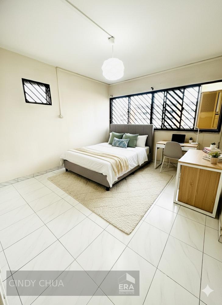 Very Rare Corner High Floor 5room 5mins to Mrt 1km to 2 Good Pri Sch