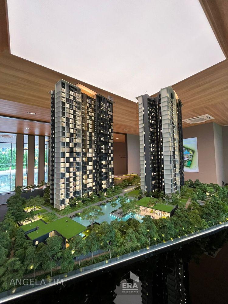 The Myst 5mins Sheltered Walkway to Cashew Mrt