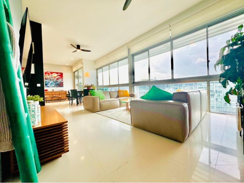 Prop-GPT: Condominium: D05 West Coast Botannia