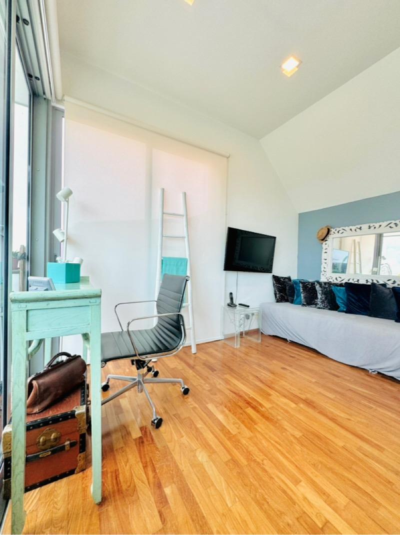 Botannia Condominium For Sale, $4,500,000, 5 Bed 4 Bath 2,637 sqft $1,706.00 psf