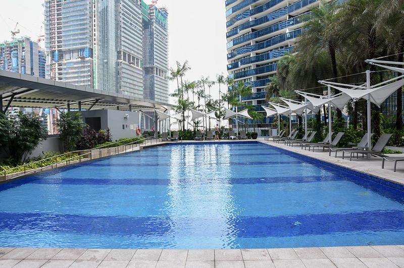 The Sail @ Marina Bay Apartment For Sale, $2,499,999, 2 Bed 2 Bath 883 sqft $2,831.00 psf
