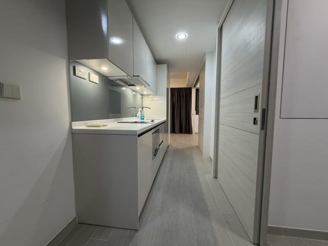 V on Shenton Condominium For Sale, $1,380,000, 2 Bed 1 Bath 689 sqft $2,003.00 psf