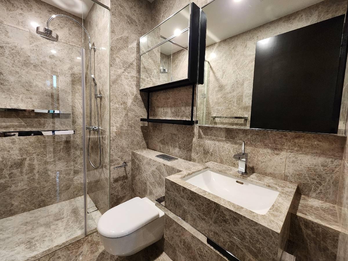 Martin Modern Condominium For Sale, $1,999,999, 2 Bed 2 Bath 764 sqft $2,618.00 psf