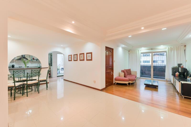 356 Tampines Street 33 HDB Flat | D18 Tampines | Prop-GPT the AI-Powered Property Guru