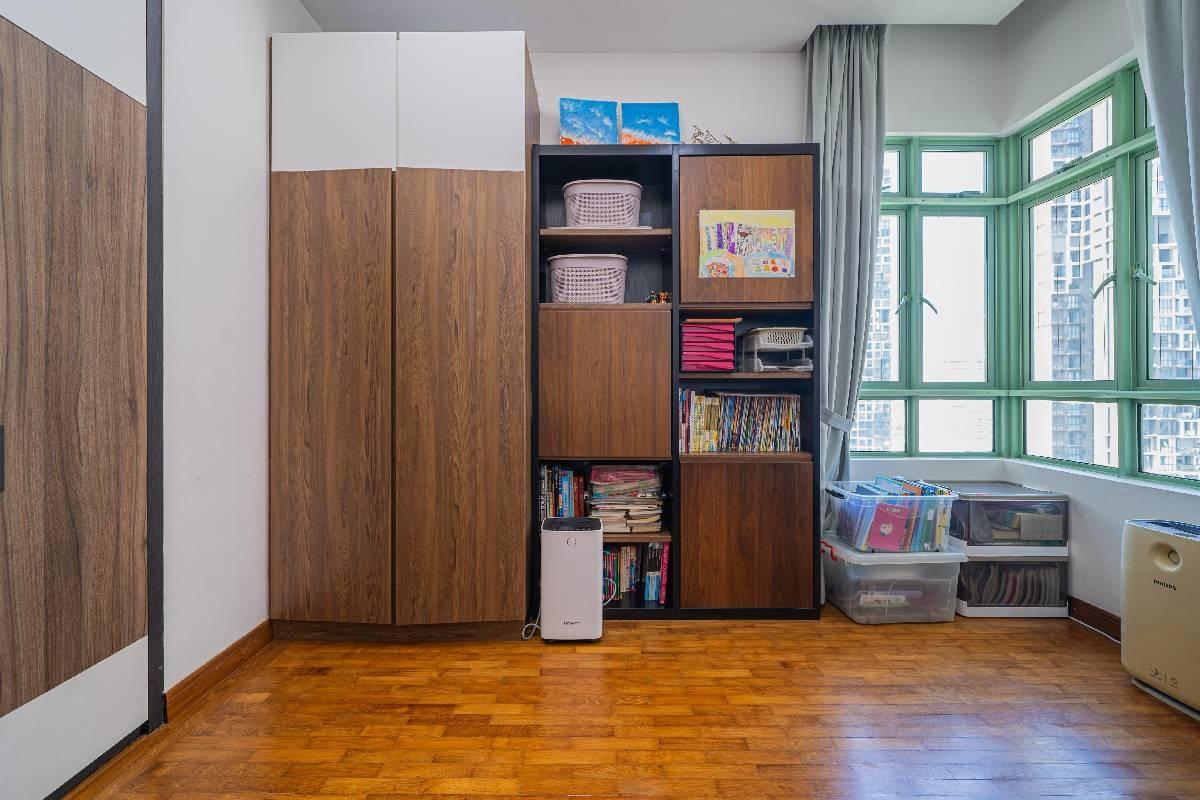 Tiara Apartment For Sale, $3,880,000, 3 Bed 3 Bath 1,507 sqft $2,575.00 psf