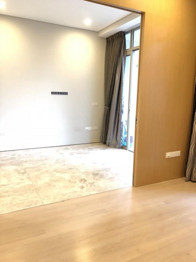 The Laurels @ Cairnhill Road Condominium For Sale, $1,600,000, 1 Bed 1 Bath 549 sqft $2,914.00 psf