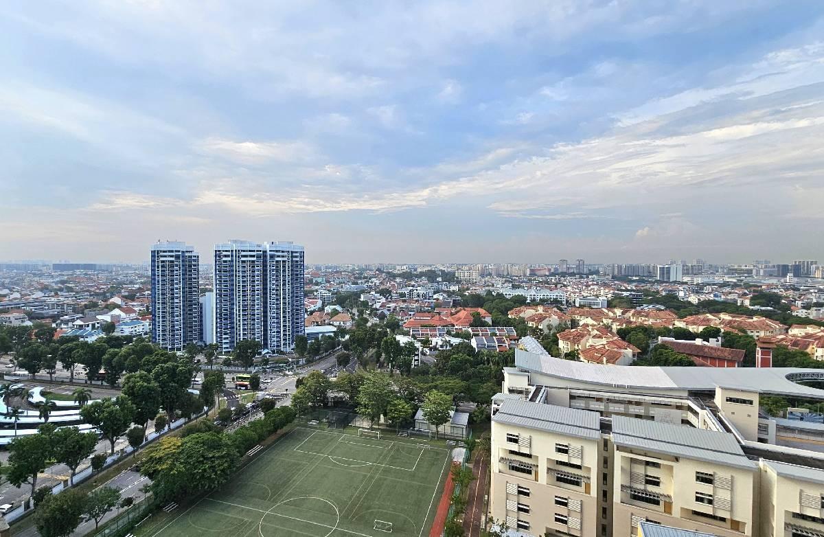 Seaside Residences Condominium For Sale, $1,600,000, 2 Bed 1 Bath 678 sqft $2,360.00 psf Condominium | D15 Marine Parade | Prop-GPT the AI-Powered Property Guru
