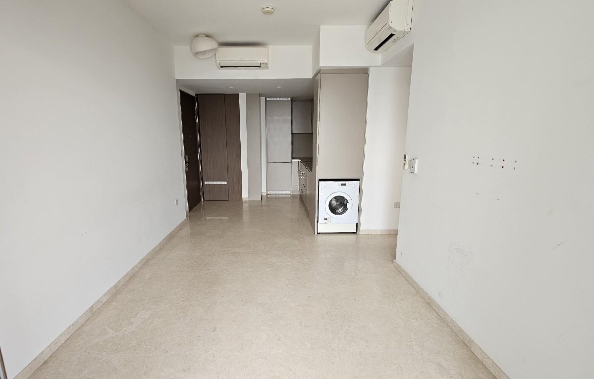 Seaside Residences Condominium For Sale, $1,600,000, 2 Bed 1 Bath 678 sqft $2,360.00 psf