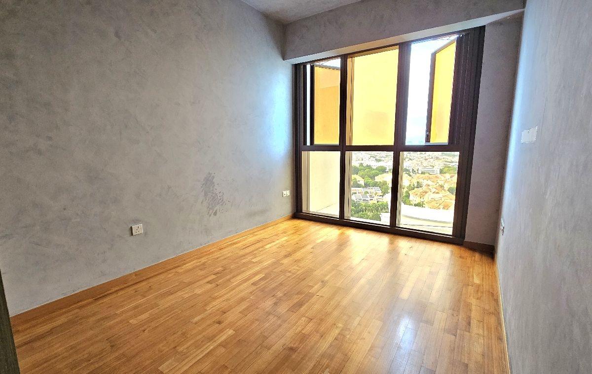 Seaside Residences Condominium For Sale, $1,600,000, 2 Bed 1 Bath 678 sqft $2,360.00 psf