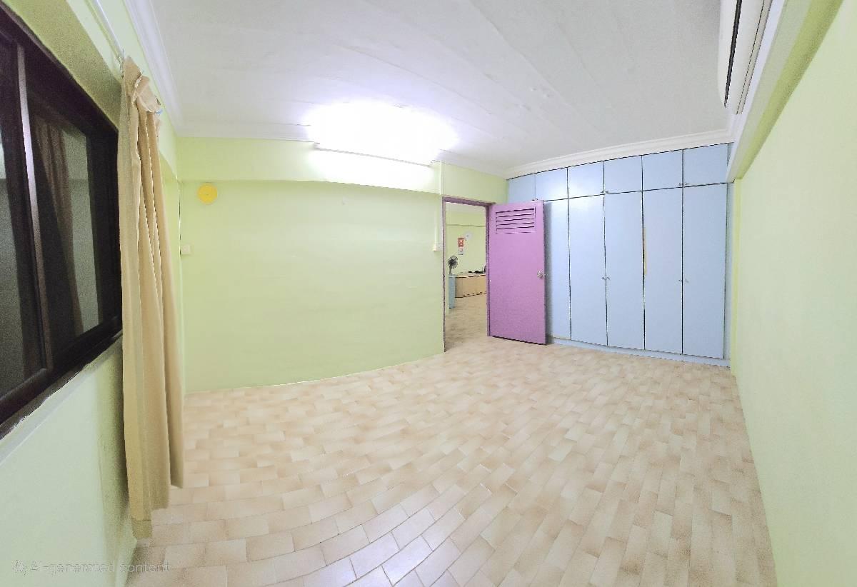 907 Tampines Avenue 4 HDB Apartment For Sale, $500,000, 2 Bed 2 Bath 786 sqft $636.00 psf