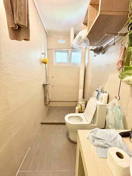 424 Serangoon Central