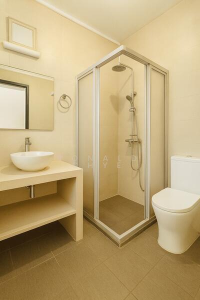 424 Serangoon Central