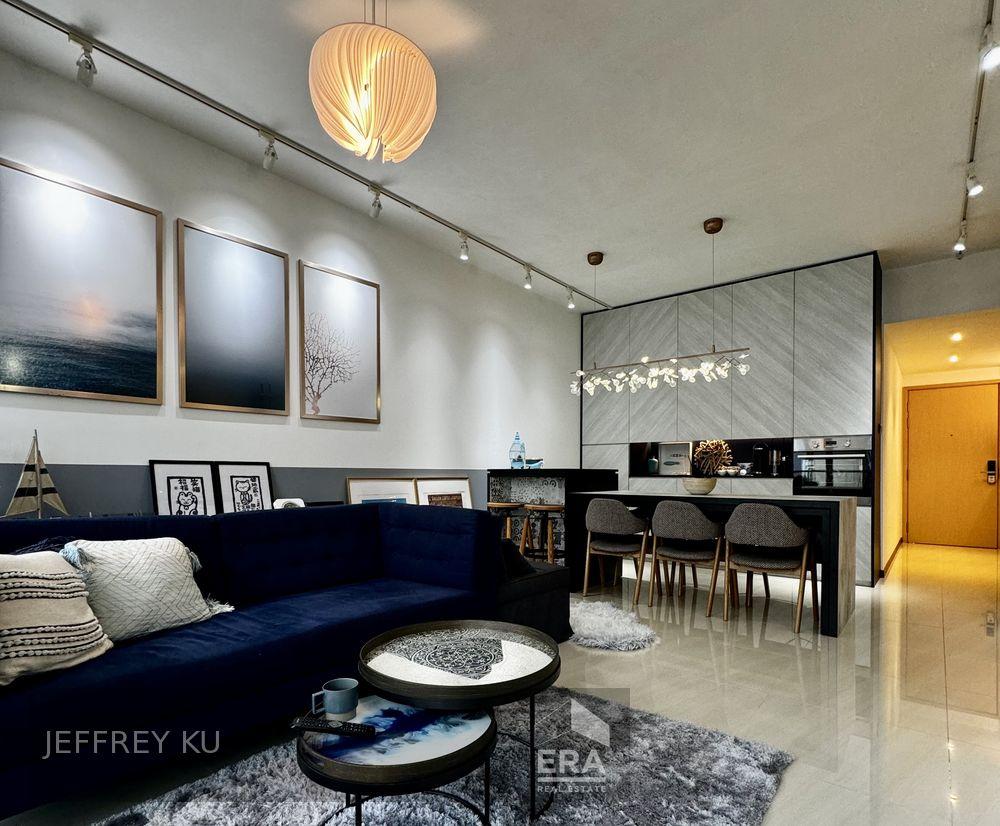 Superb Value! Sea View! Mins to Beach. No West Sun. Move-in Rd