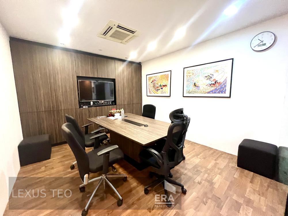 Worth the Thought! Worth the Investment! - First Centre B1 Industrial | D19 Serangoon | Prop-GPT the AI-Powered Property Guru