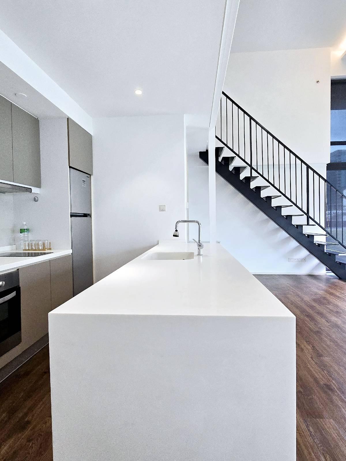 Southbank  For Sale, $1,450,000689 sqft $2,105.00 psf