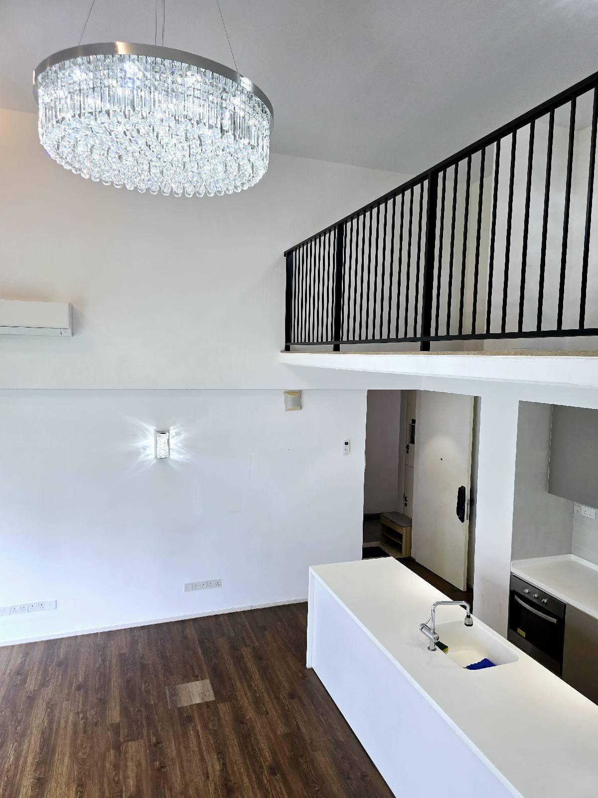 Southbank  For Sale, $1,450,000689 sqft $2,105.00 psf