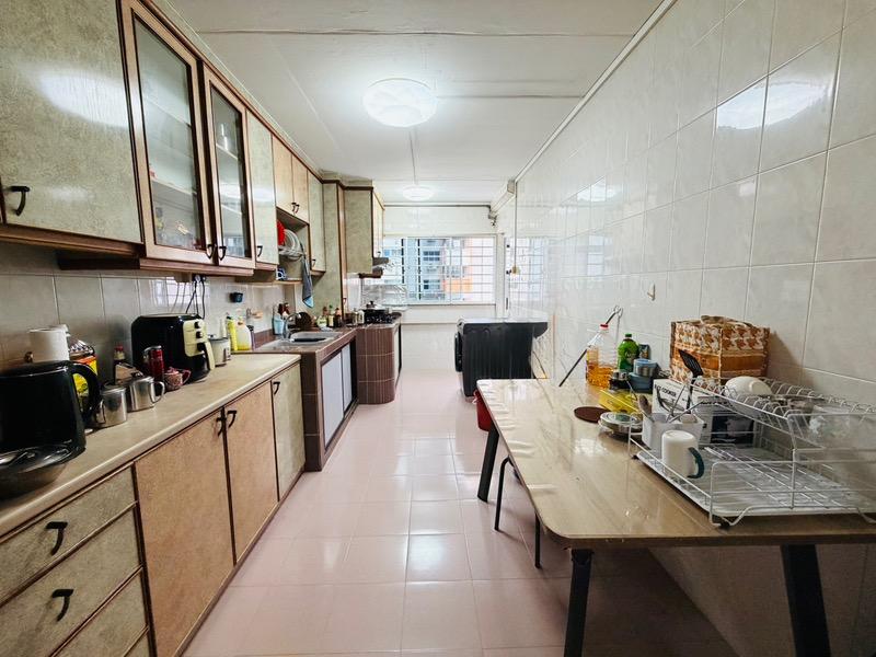 243 Tampines Street 21 HDB Apartment For Sale, $720,000, 3 Bed 2 Bath 1,119 sqft $643.00 psf