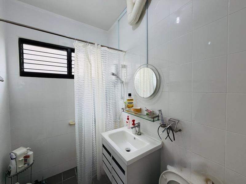 243 Tampines Street 21 HDB Apartment For Sale, $720,000, 3 Bed 2 Bath 1,119 sqft $643.00 psf