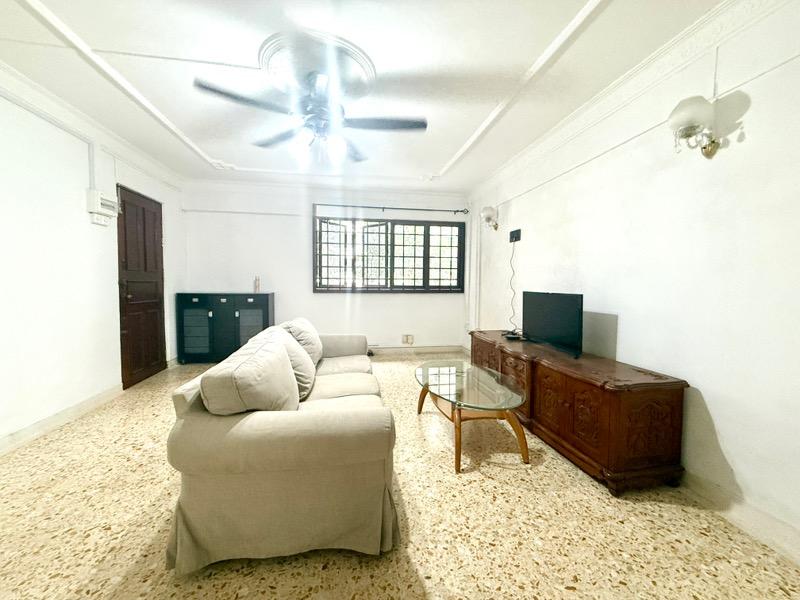 82 Bedok North Road HDB Apartment For Sale, $500,000, 3 Bed 2 Bath 990 sqft $505.00 psf