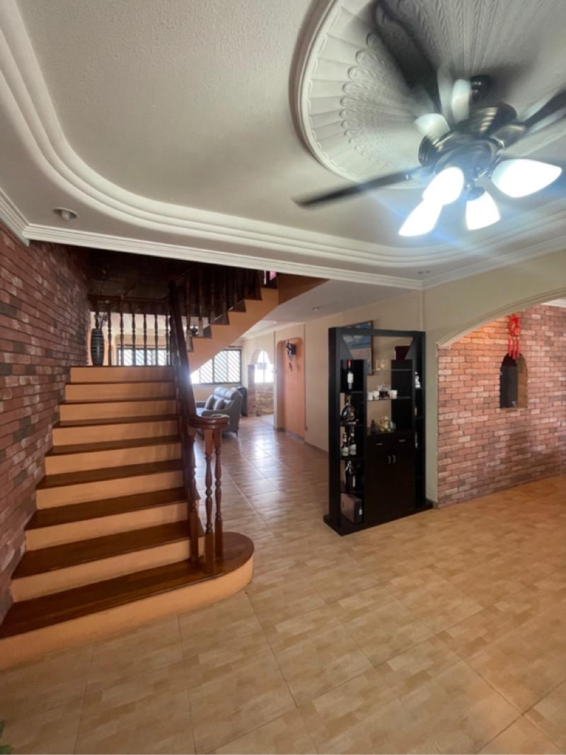 120 Teck Whye Lane HDB Apartment For Sale, $980,000, 4 Bed 3 Bath 1,571 sqft $624.00 psf HDB Apartment | D23 Choa Chu Kang | Prop-GPT the AI-Powered Property Guru