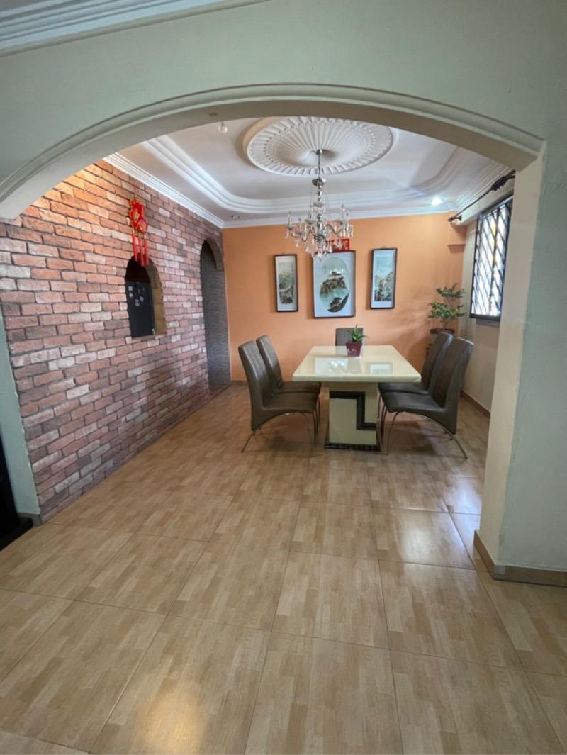 120 Teck Whye Lane HDB Apartment For Sale, $980,000, 4 Bed 3 Bath 1,571 sqft $624.00 psf