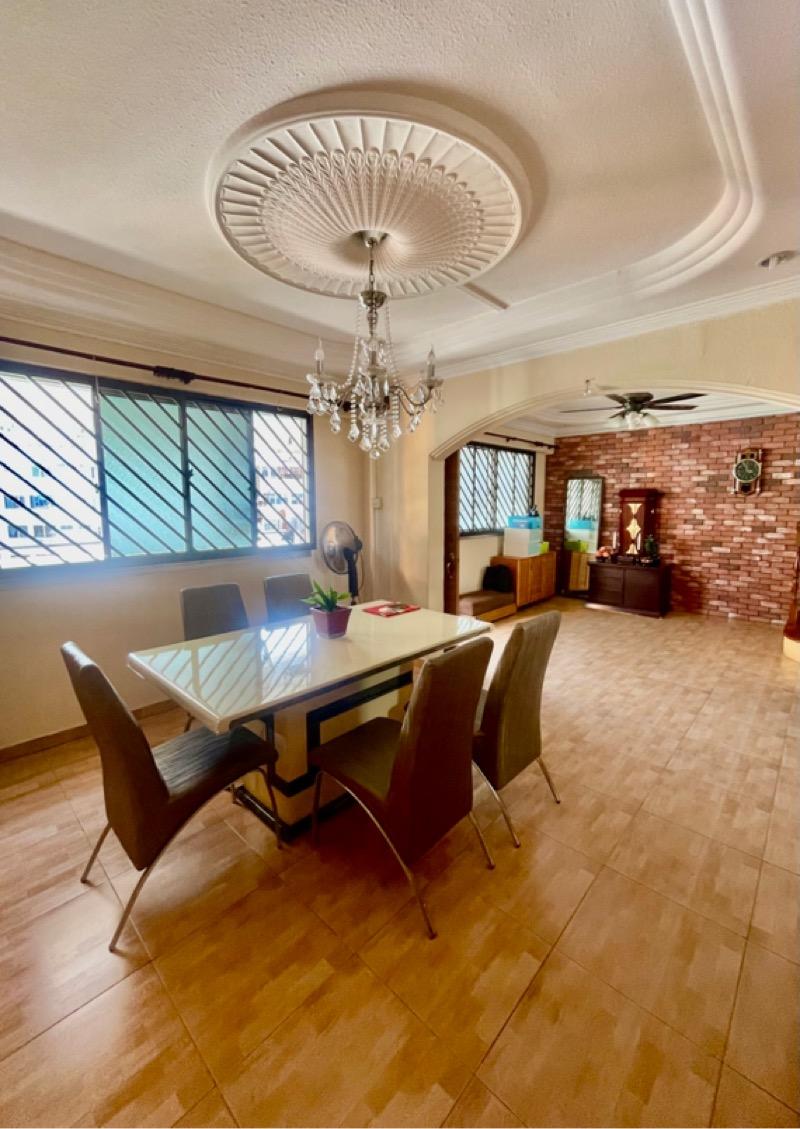 120 Teck Whye Lane HDB Apartment For Sale, $980,000, 4 Bed 3 Bath 1,571 sqft $624.00 psf