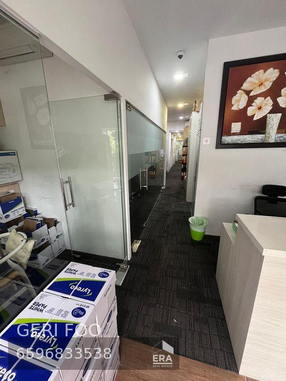 Prop-GPT: Shophouse: D14  Lorong 4 Geylang