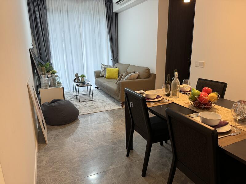 Bugis MRT Condo - 4% Rental Yield (Currently $6200)