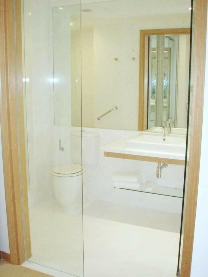 Icon Apartment For Sale, $1,980,000, 2 Bed 2 Bath 1,044 sqft $1,897.00 psf