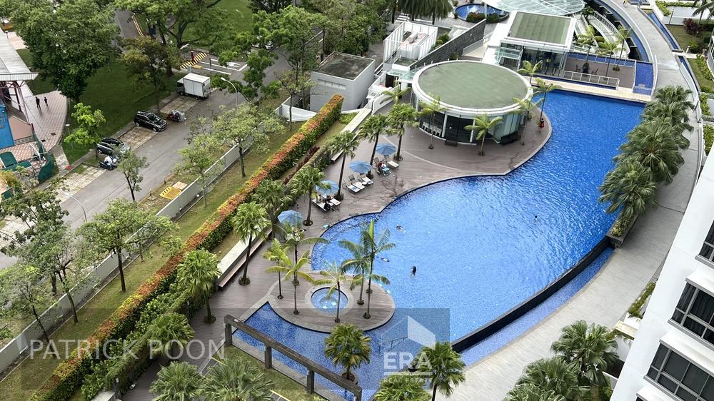 Freehold High Floor 4 Bedroom Pool View