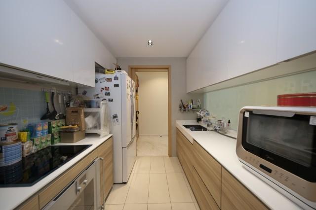 WaterScape @ Cavenagh Apartment For Sale, $2,950,000, 3 Bed 3 Bath 1,313 sqft $2,247.00 psf