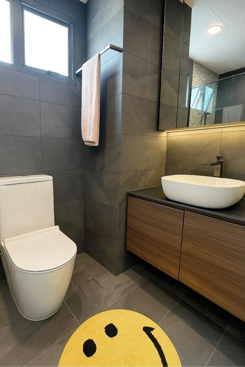 Mirage Tower Condominium For Sale, $1,450,000, 1 Bed 1 Bath 570 sqft $2,544.00 psf