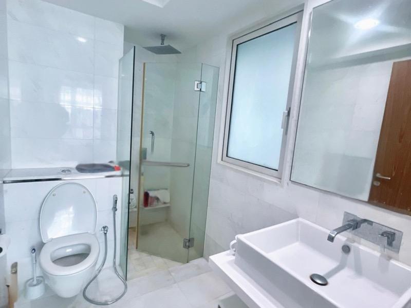 Suites at Orchard Condominium For Sale, $1,288,888, 1 Bed 1 Bath 560 sqft $2,302.00 psf