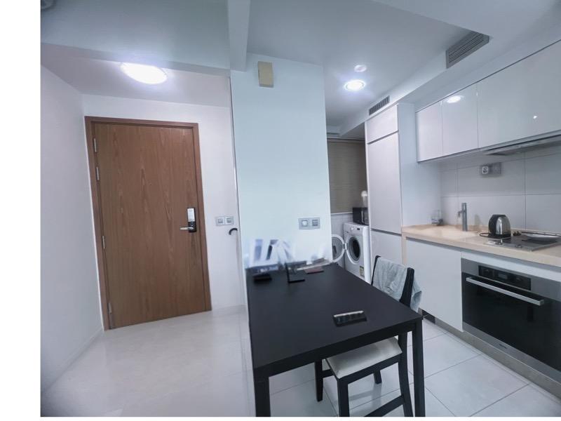 Suites at Orchard Condominium For Sale, $1,288,888, 1 Bed 1 Bath 560 sqft $2,302.00 psf