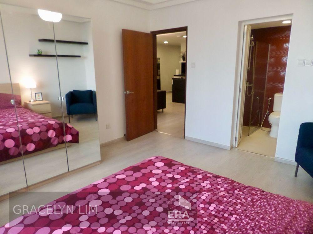 Stunning 3-bedroom Residence With Sea View at International Plaza