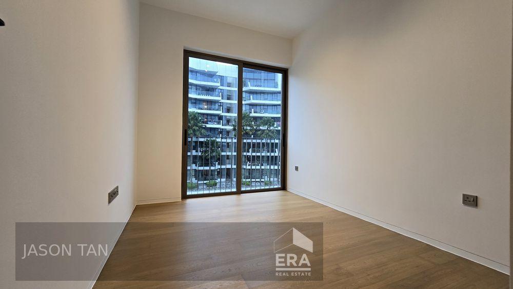 Beautiful Sea View 3bedrm Sell Vacant