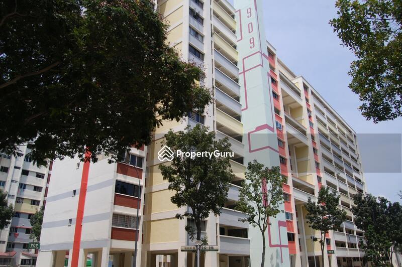 909 Tampines Avenue 4