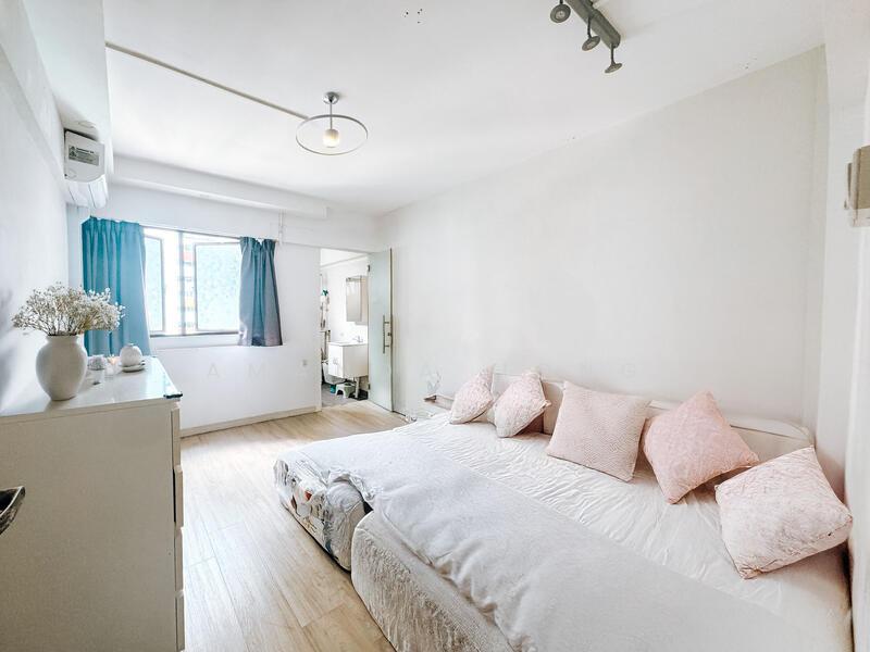 909 Tampines Avenue 4