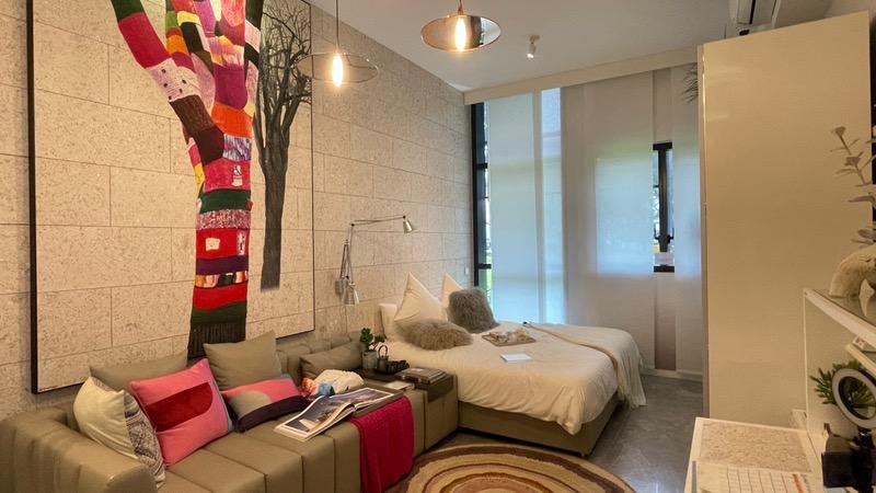 The M Condominium For Sale, $1,100,000, 1 Bed 1 Bath 409 sqft $2,689.00 psf