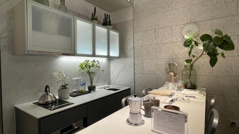 The M Condominium For Sale, $1,100,000, 1 Bed 1 Bath 409 sqft $2,689.00 psf