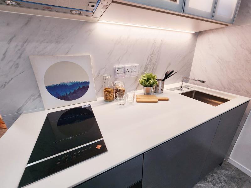 The M Condominium For Sale, $1,100,000, 1 Bed 1 Bath 409 sqft $2,689.00 psf