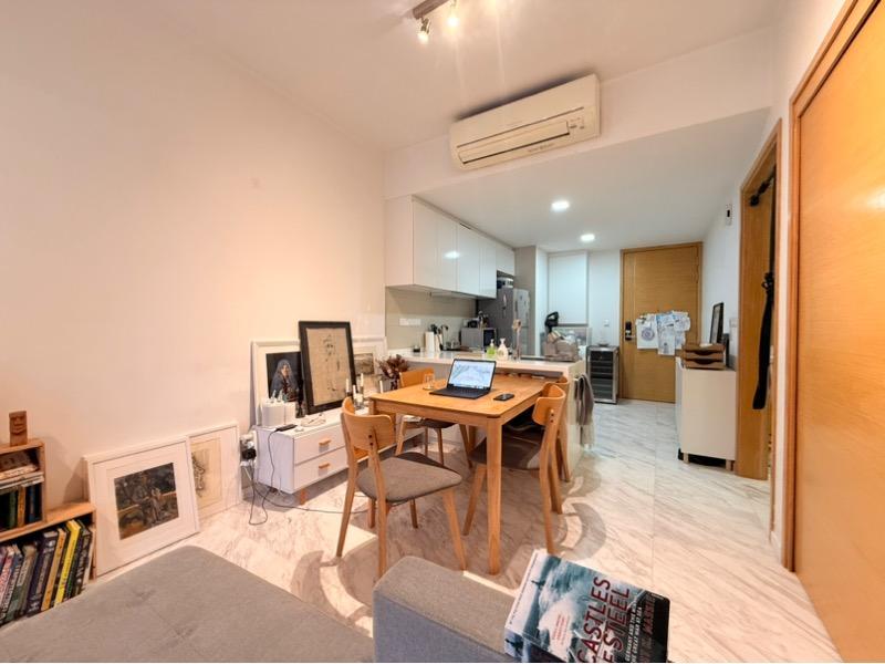 WaterScape @ Cavenagh Apartment For Sale, $1,328,000, 1 Bed 1 Bath 592 sqft $2,243.00 psf