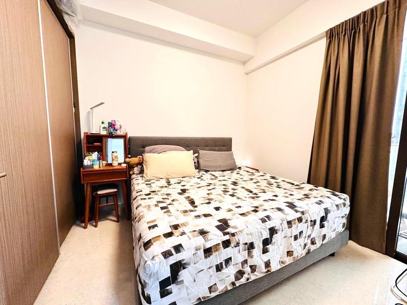 Seaside Residences Apartment For Sale, $1,280,000, 1 Bed 1 Bath 592 sqft $2,162.00 psf